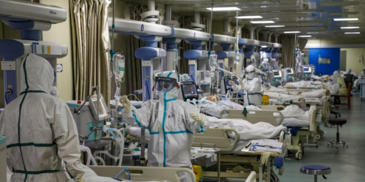 Alerta en China: Brote de neumonía infantil colapsa hospitales