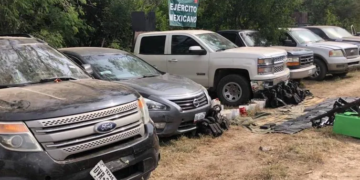 CONFISCAN EN TAMAULIPAS ARMAMENTO,CHALECOS Y VEHICULOS