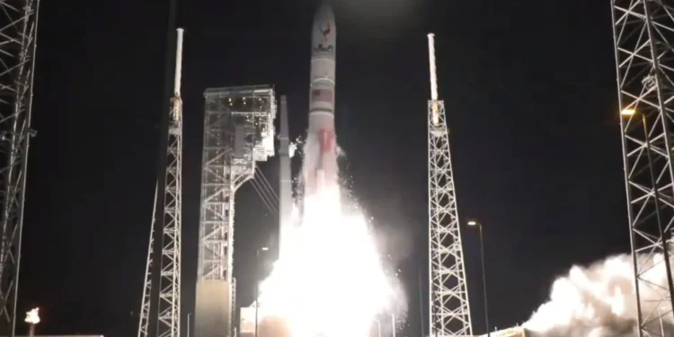 Despegue exitoso del cohete Vulcan con el ‘Proyecto Colmena’, la primera misión lunar mexicana