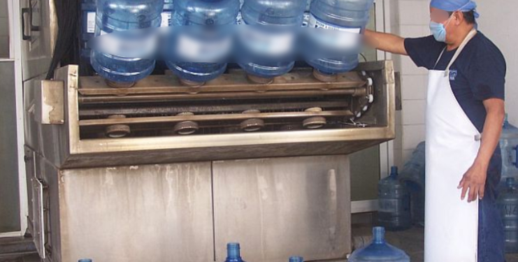 Ciudad Victoria Intensifica Inspecciones y Suspende 25 Expendios de Agua por Incumplimiento Sanitario