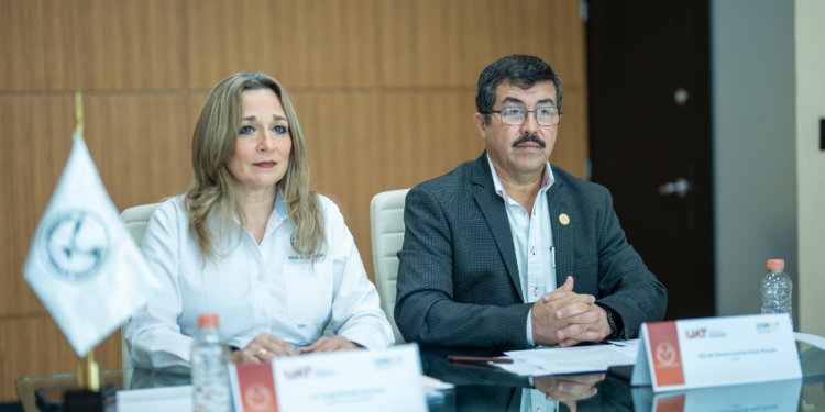 El rector Dámaso Anaya da inicio al proceso para acreditar el CEINA y bibliotecas de la UAT