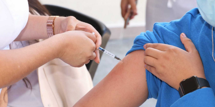 Refuerza Salud campaña de recuperación de esquemas de vacunación