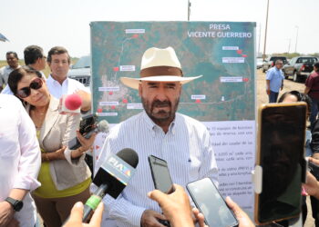 Arrancan trabajos de rectificación de trazos para la construcción de la segunda línea del acueducto de la presa Vicente Guerrero.