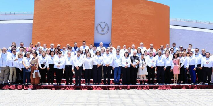 Educación debe rehumanizar a la sociedad y apoyar a las y los jóvenes: Américo