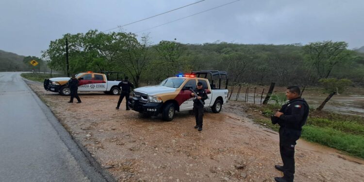 Plan Tamaulipas de la SSPT continúa brindando apoyo a la ciudadanía tras el paso de “Alberto”
