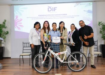 Premia DIF Tamaulipas a ganadores de los concursos estatales de dibujo y cartel sobre derechos y trabajo infantil