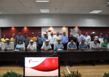 Entrega Recursos Hidráulicos autorizaciones de proyectos para el Programa de Infraestructura Hidroagrícola 2024