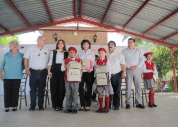 Agradecen a Américo Villarreal reconstrucción de escuela en Xicoténcatl