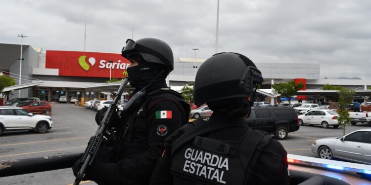 Refuerza Guardia Estatal vigilancia en comercios ante compras de regreso a clases