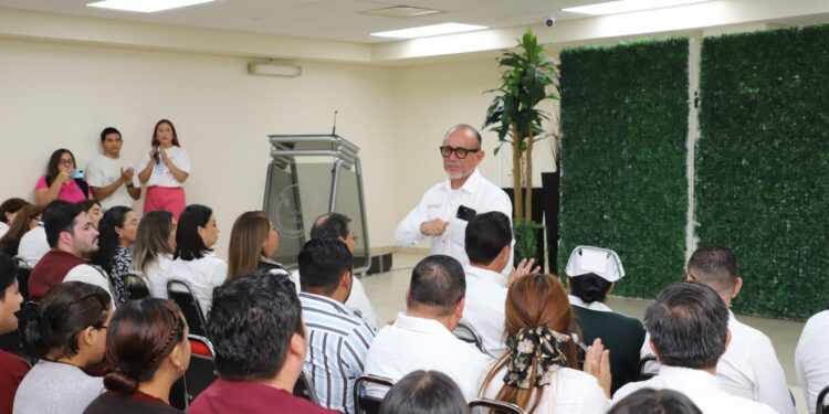 Conmemora SST, día de las personas adultas mayores con plática “Alzheimer y otras demencias”