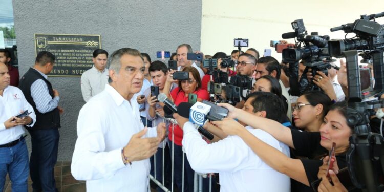 Supervisa Américo rehabilitación del Centro de Convenciones de Matamoros; será sede del CONACES 2024