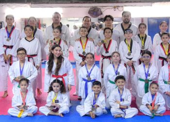 Gimnasio del 11 Mina destaca en Selectivo Estatal de Taekwondo