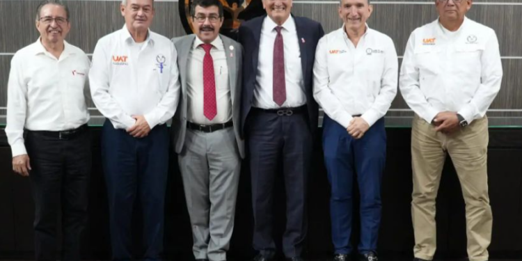 La UAT y la Secretaría de Salud fortalecen el mejoramiento de la enseñanza médica