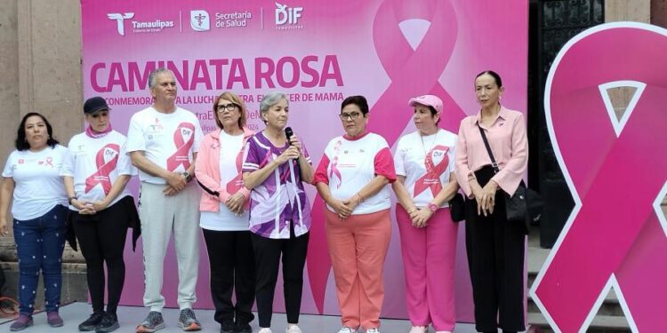 Conmemoran Día Internacional contra el Cáncer de Mama con “Caminata Rosa”