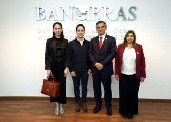 Gobernador de Tamaulipas y director de Banobras impulsan proyectos de movilidad y manejo de residuos sólidos