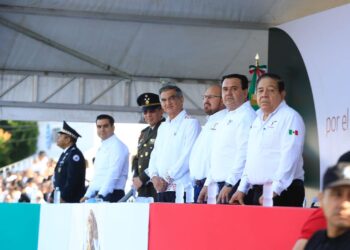 Encabeza Américo Villarreal desfile por el 114 Aniversario del Inicio de la Revolución Mexicana