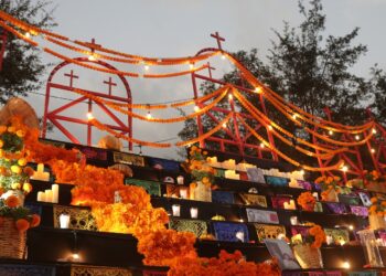 Tradiciones tamaulipecas representadas en Festival “Cempasúchil” en celebración del Ðía de Muertos en N.L.