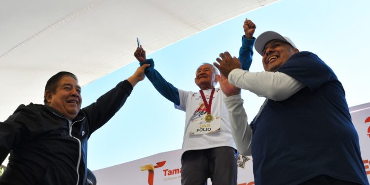 Reconoce SSPT perseverancia de atleta de 86 años de edad