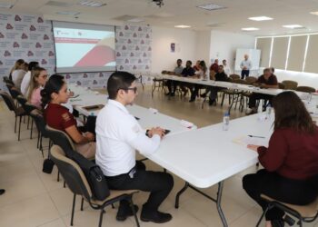 Sesiona Consejo Estatal de Nutrición