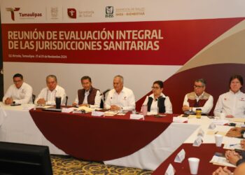 Evalúa Salud programas prioritarios y define acciones para el 2025