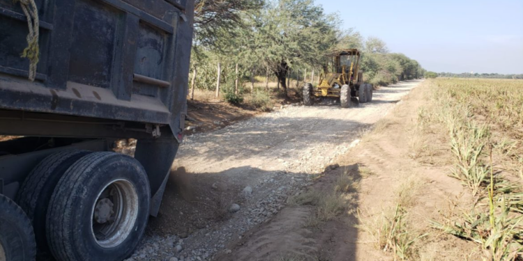 Con trabajos de bacheo y rastreo, Gobierno de Victoria mejora movilidad urbana