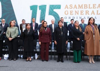 Participa gobernador Américo Villarreal en la Asamblea General Ordinaria del IMSS