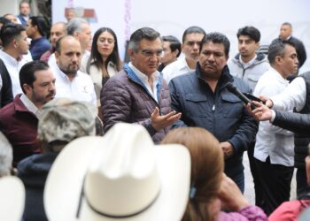 Respalda gobernador a ejidatarios de Llera con asesoría legal, apoyos sociales y programas comunitarios