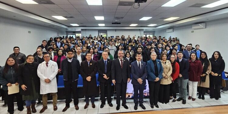 Rector de la UAT inaugura congreso especializado en estudios de frontera