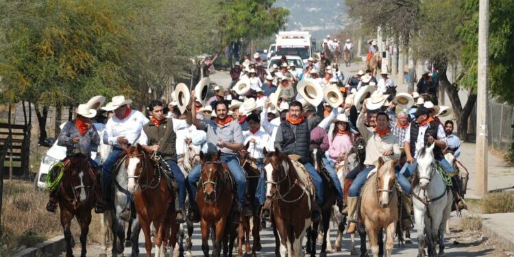 La UAT fortalece lazos de fraternidad con la Cabalgata de la Amistad 2025