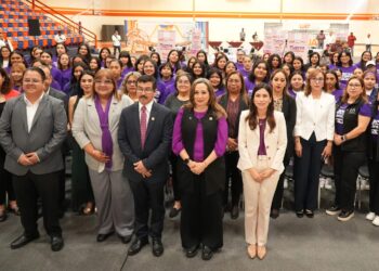 Dámaso Anaya inaugura en la UAT foro sobre igualdad de género y cultura de paz