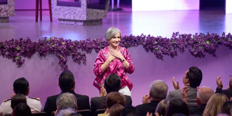 DIF Tamaulipas, más humanista con María de Villarreal: Lucy de Gattás