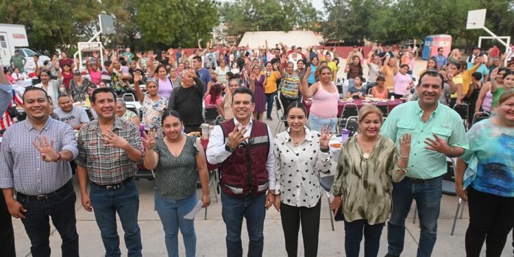 Alcalde lleva el gobierno municipal al fraccionamiento Luis Quintero.