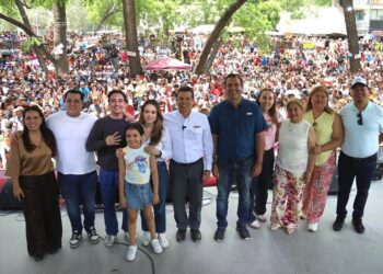 Disfrutan más de 40 mil el festival musical San Marcazo 2025.