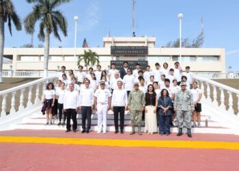 Reconoce Américo Villarreal respaldo de la Secretaría de Marina para la paz y el  desarrollo de Tamaulipas