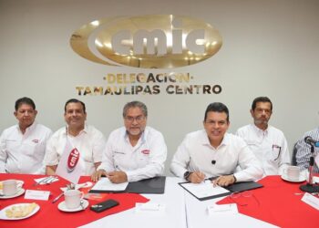 Acuerdan Municipio y CMIC construir obras de calidad