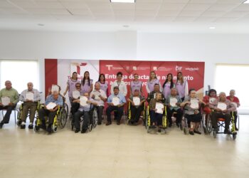 DIF Tamaulipas encabeza entrega de actas de  nacimiento a adultos mayores, en colaboración con la Secretaría General de  Gobierno