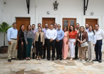 Estrechan lazos de colaboración Gobierno de Victoria y CANACO.