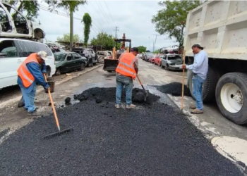 Avanza mejora de calles en Victoria
