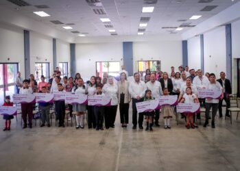 Entrega DIF Tamaulipas más de 1,800 becas a niñas, niños y jóvenes en situación de  vulnerabilidad