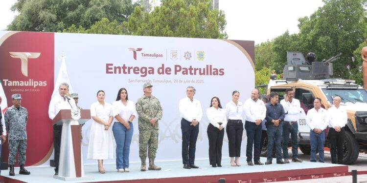 Refuerza Américo seguridad en San Fernando y la región con entrega de nuevas patrullas