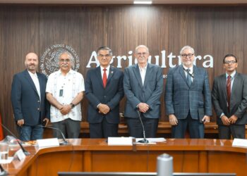 Acuerda Américo con SADER apoyos para  productores de sorgo y maíz