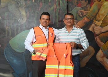 Evalúa alcalde trabajo de servicios públicos.