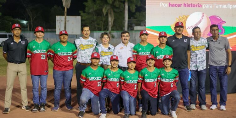 Reconocen a beisbolistas que representaron  a México en Serie Mundial