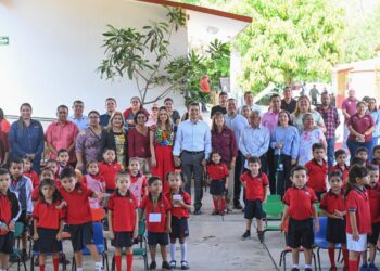 Entregan aula especial a jardín de niños en Ciudad Victoria