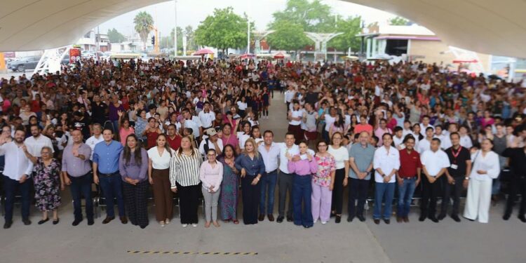 Reafirman compromiso con la niñez: entregan 2,500 kits escolares del programa Pasos por la Educación 2025