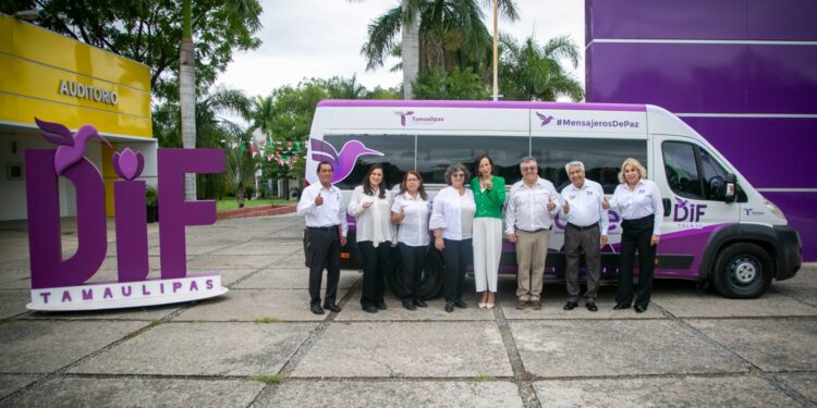 Fortalece DIF Tamaulipas red de transporte adaptado en los 43 municipios