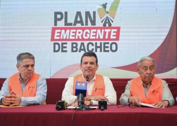 Plan emergente de bacheo avanza y no se detiene: Lalo Gattás.