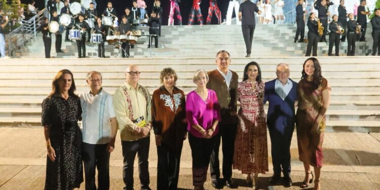 Inaugura Américo Villarreal el Festival Internacional de la Costa del Seno Mexicano 2025