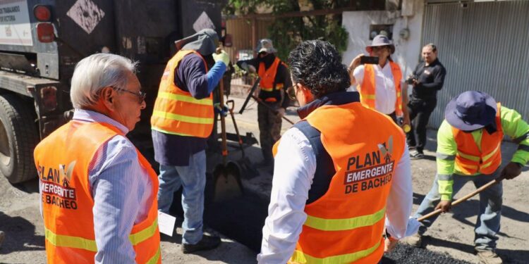 Bachea y recupera Municipio movilidad de calle 19 Mier y Terán.