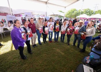 DIF Tamaulipas transforma la vida de las  familias en Soto la Marina